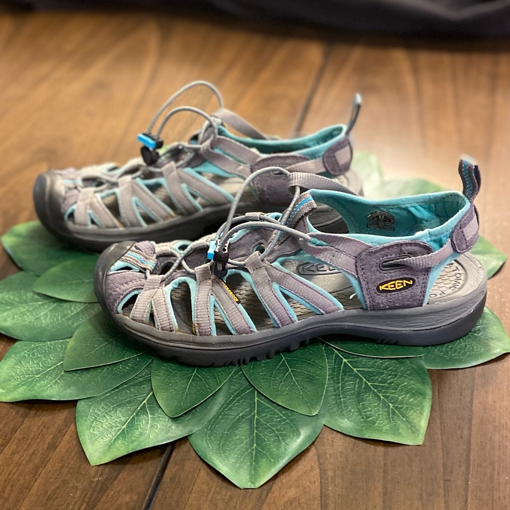 Women’s Keen Whisper Gray/Turquoise Swimming Shoes